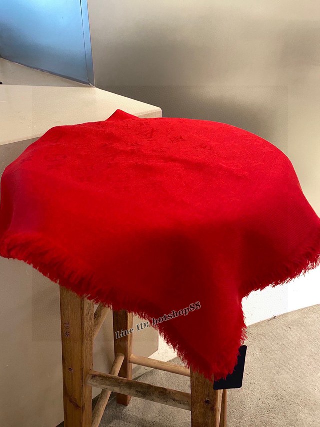 LV專櫃新品路易威登暗紋提花Monogram圖案時尚大方巾 mmyj1589